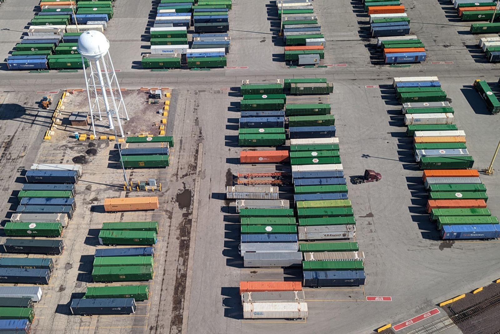 US spot intermodal savings dipped in Q1 amid largely flat rate environment