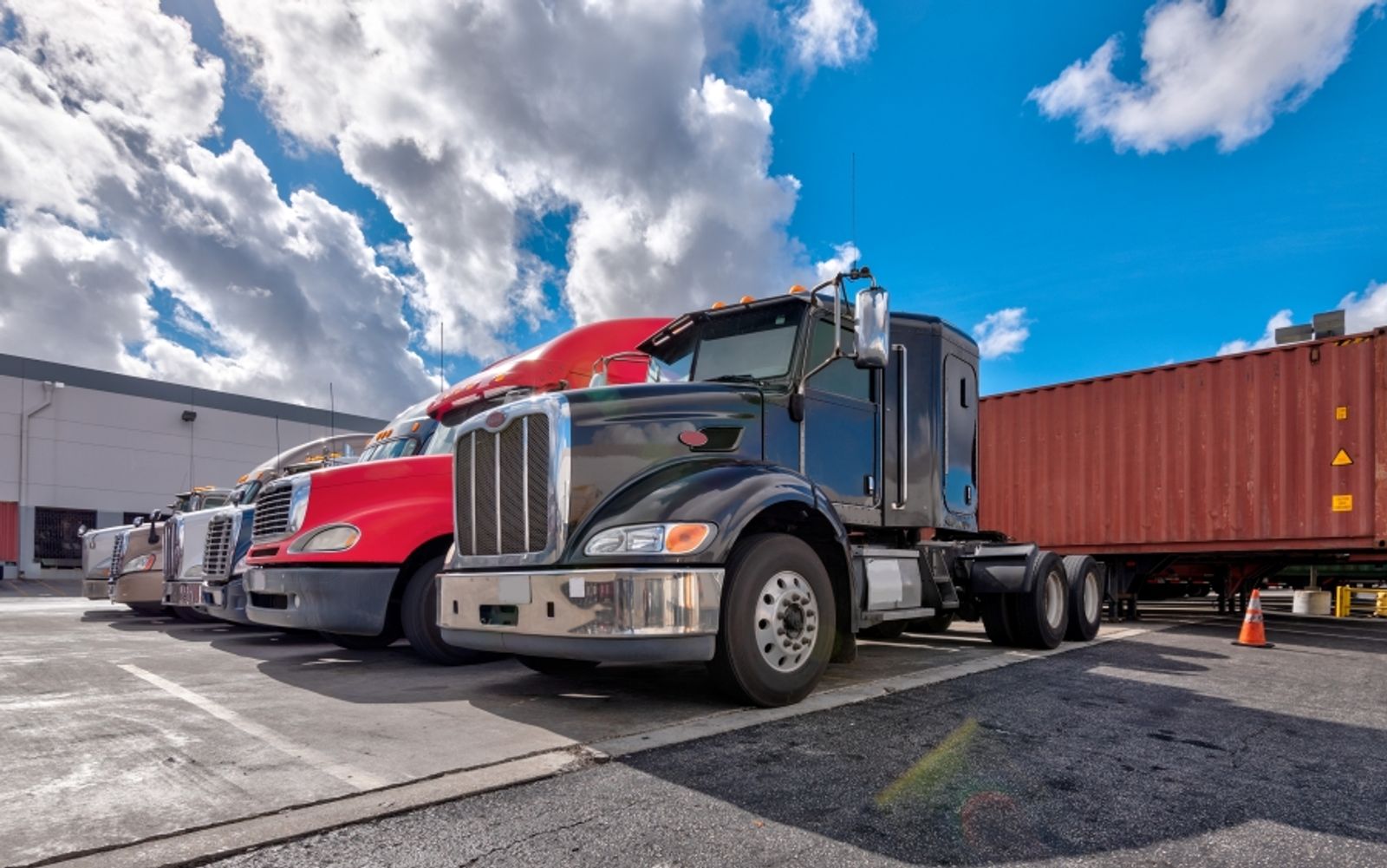 Multiplying supply chain risks drive growth for global, US-based logistics firms