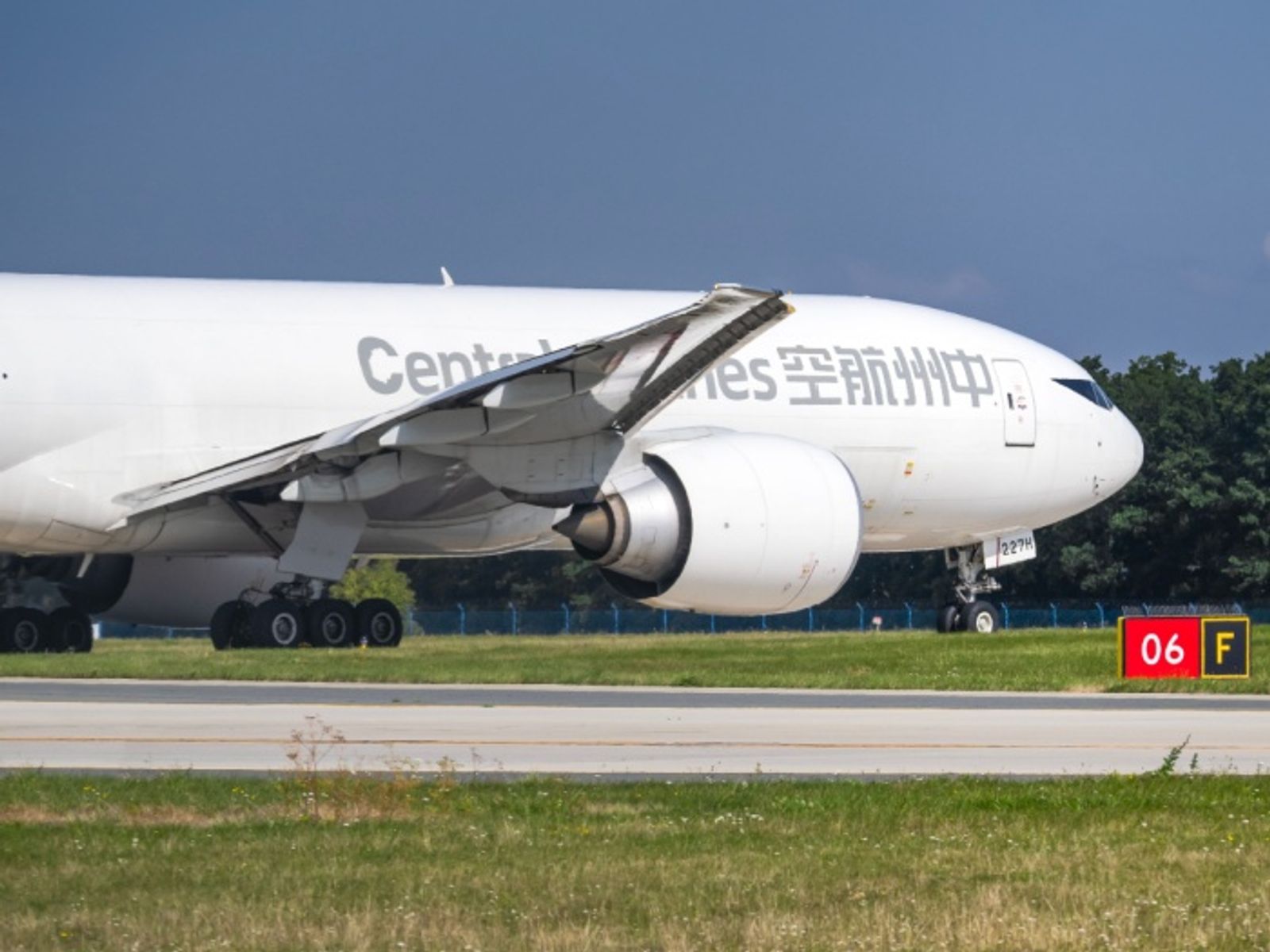 Air cargo shift from major European hubs underway: report