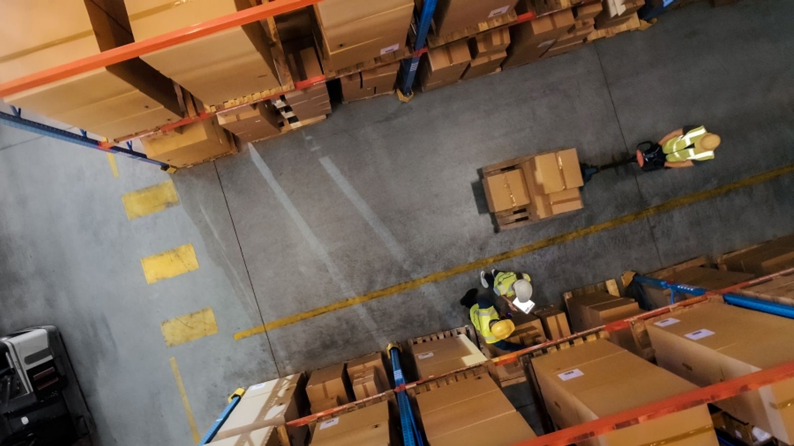 Tariff costs, need for speed seen reshaping retail inventory strategies