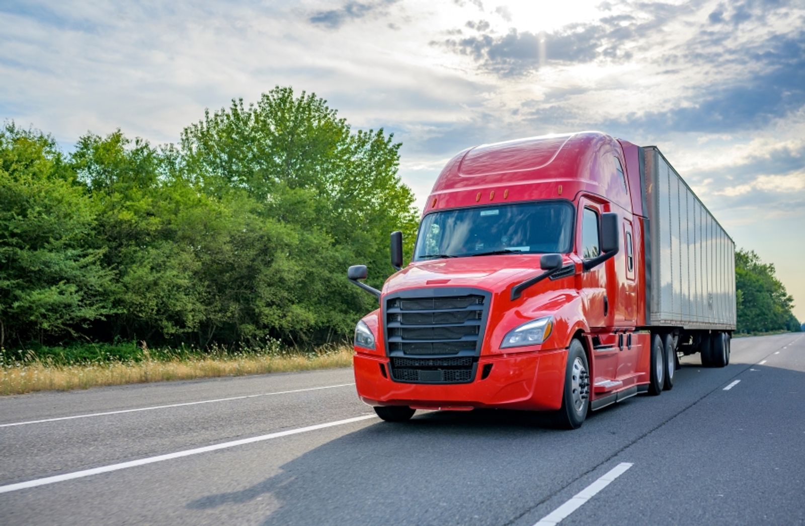 USDOT cracks down on ‘non-domiciled’ CDLs, targets California