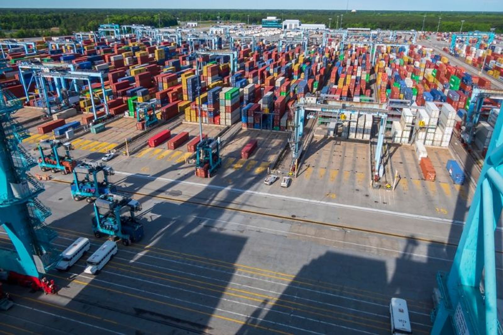 Importers await tariff impact amid stable economic indicators: Richmond Fed