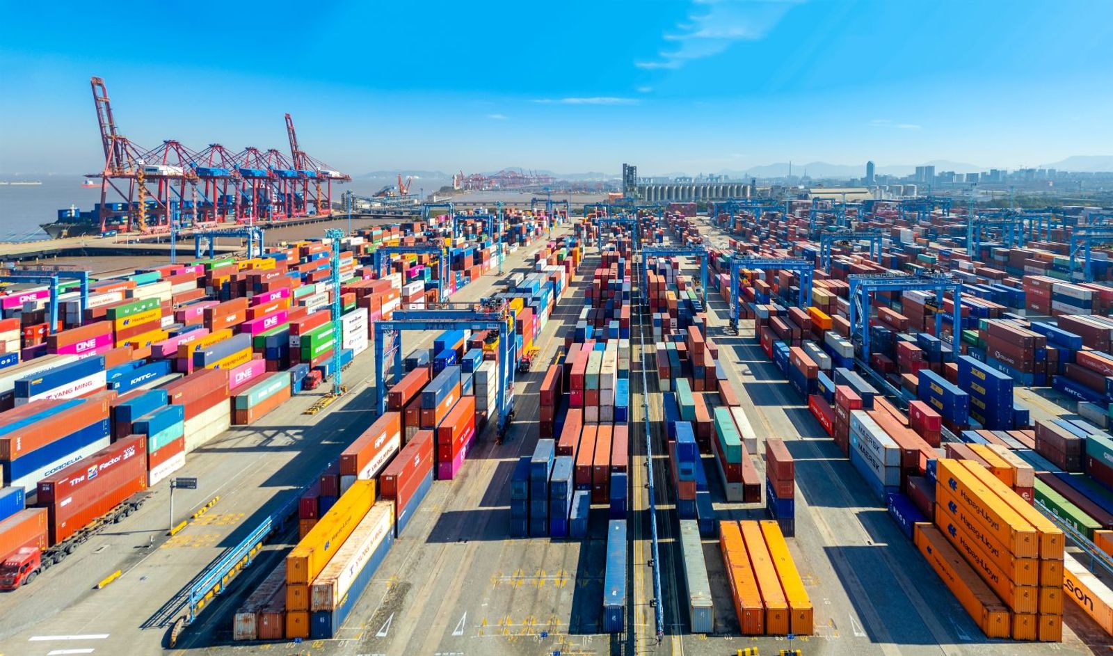 US tariffs dent China import volumes, but not global container growth
