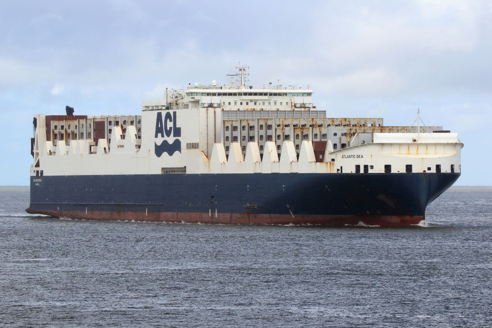 ACL weighs options after facing annual $35 million USTR port bill