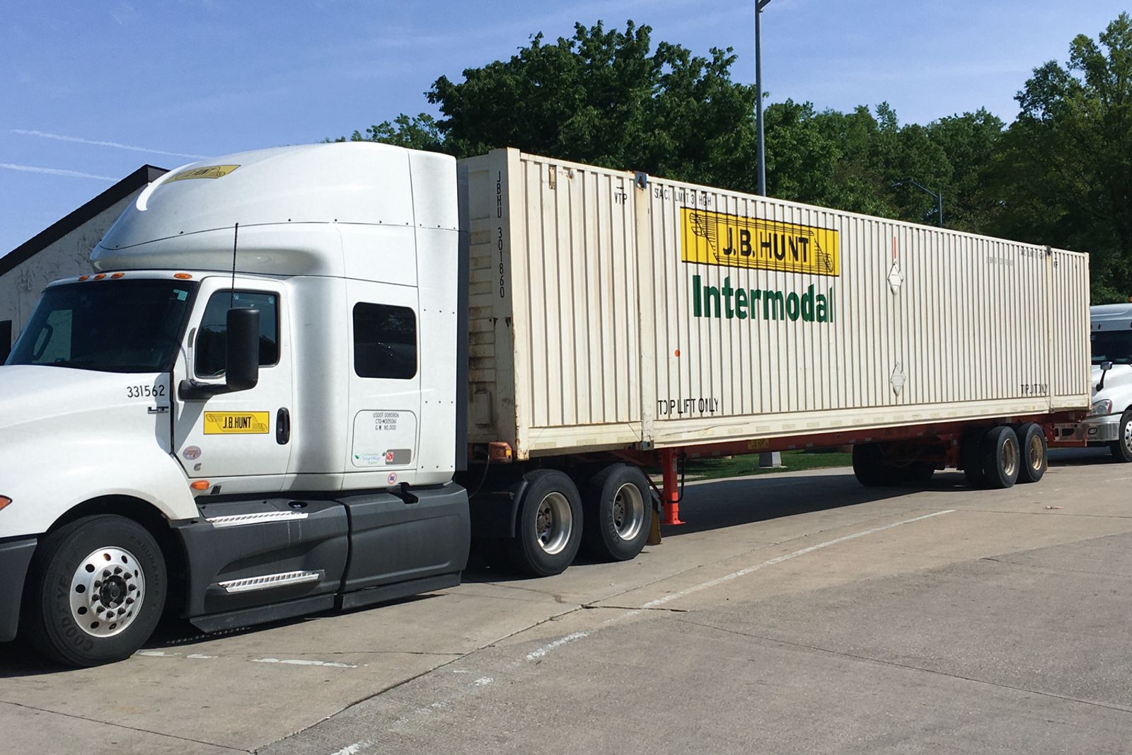 Truckload at a tipping point; intermodal still lagging: J.B. Hunt