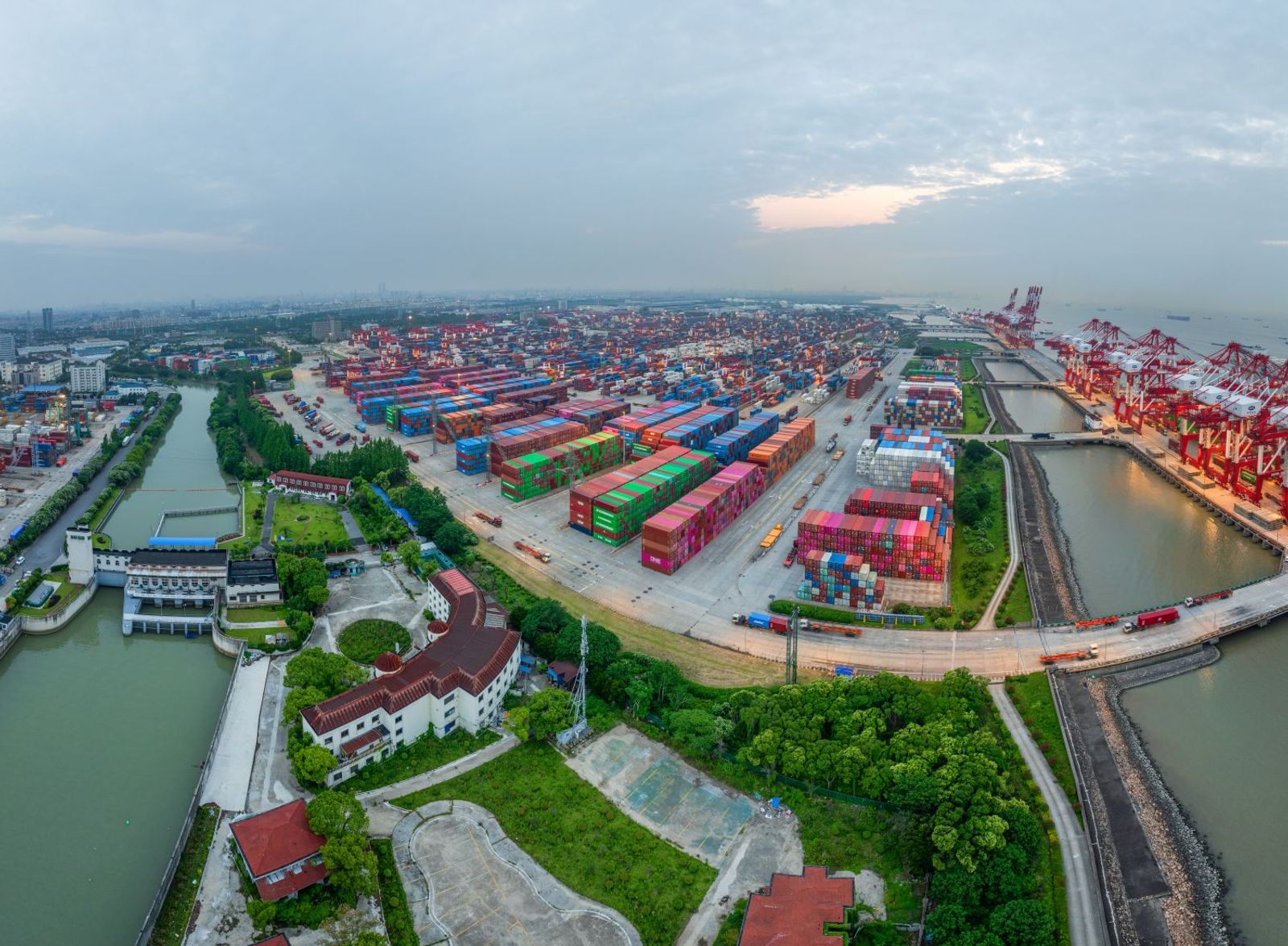 Buyer’s market for US importers belies risks in contract talks