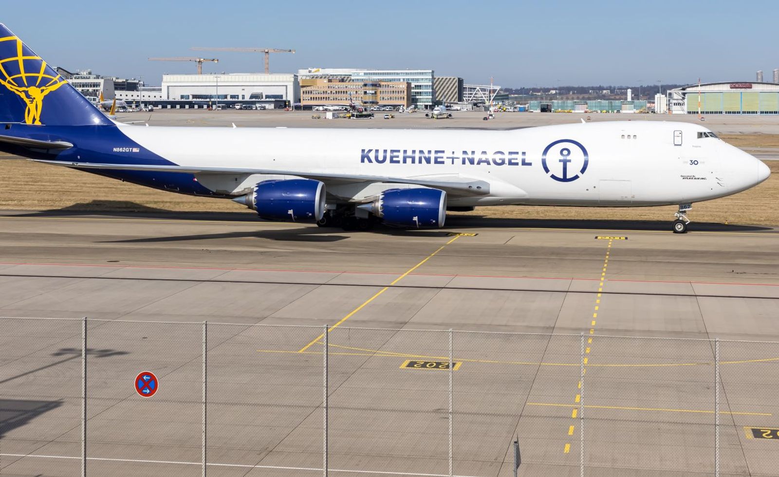 Air freight backlog set to gridlock Asia airports amid Middle East conflict: K+N CEO