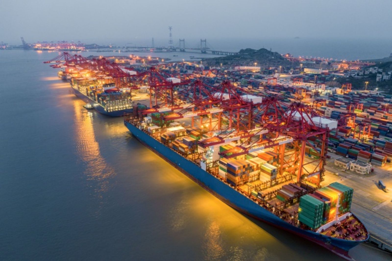 CMA CGM sets Chinese volume record with Shanghai biomethanol bunkering