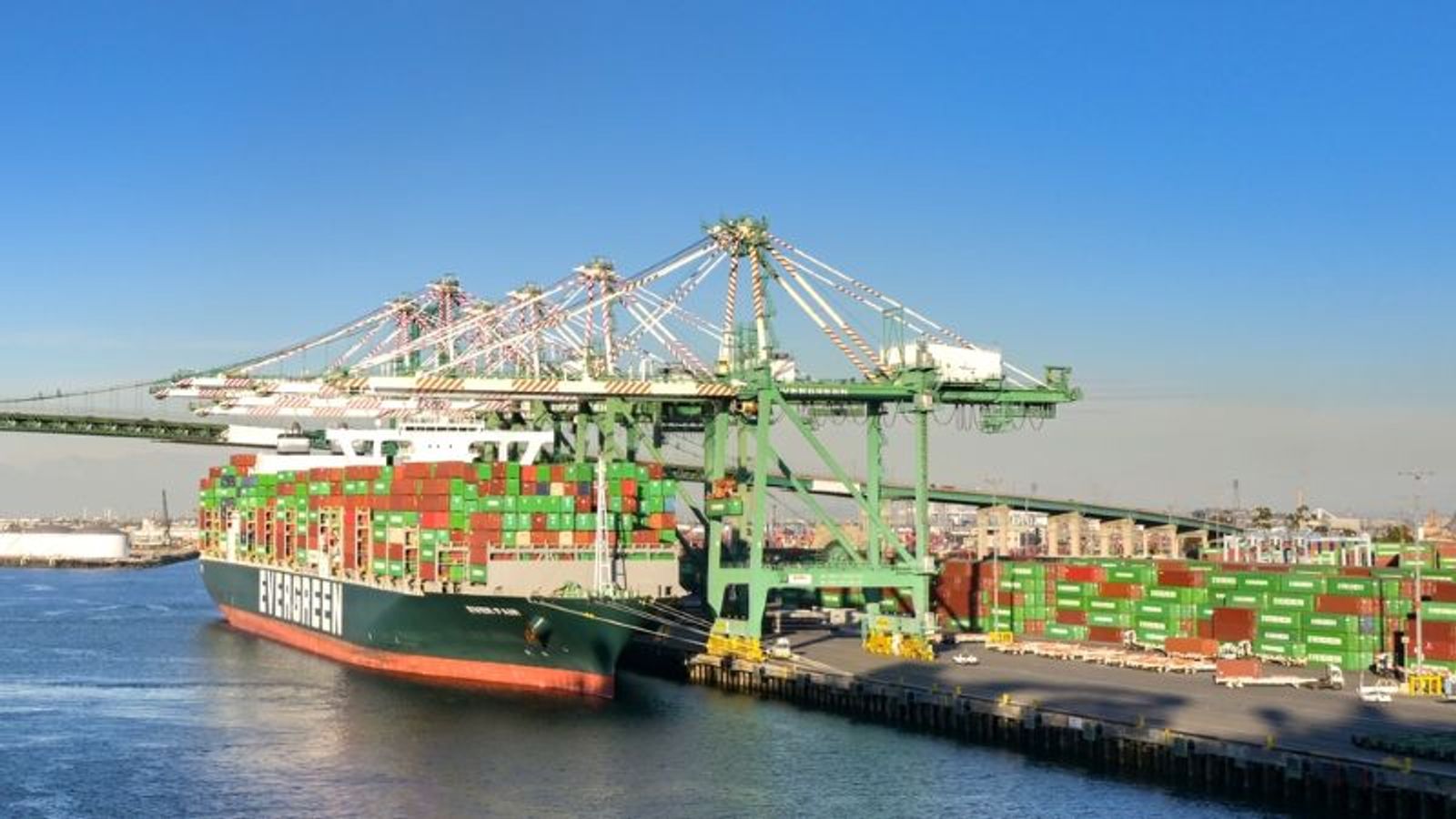 Tech vendors ready themselves to help importers wage cost reduction war