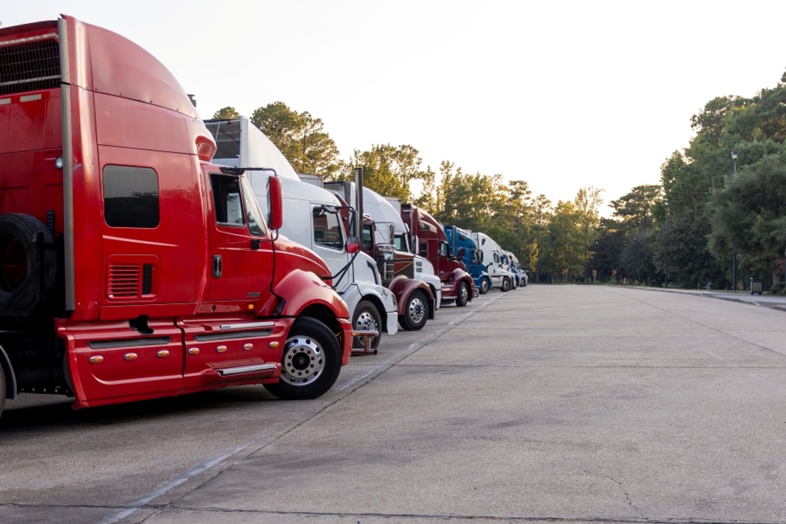 US DOT readies new trucker registration system to help fight fraud
