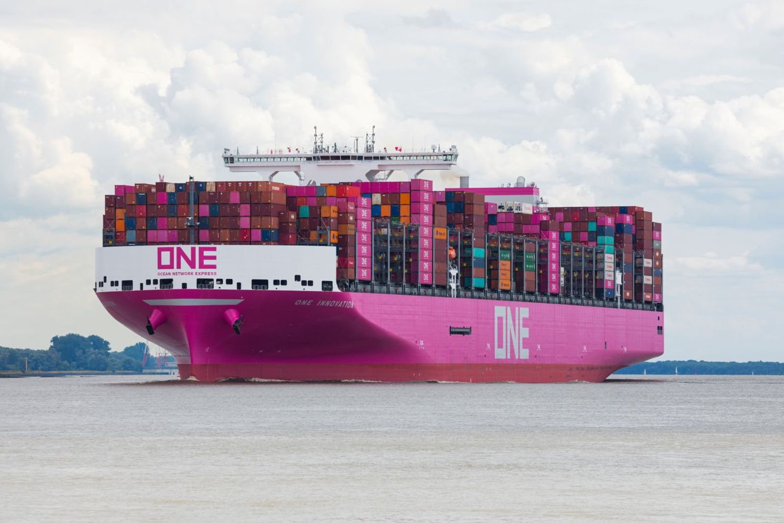 ONE to spend $1.2 billion in deal with HD Hyundai for six LNG-powered ships