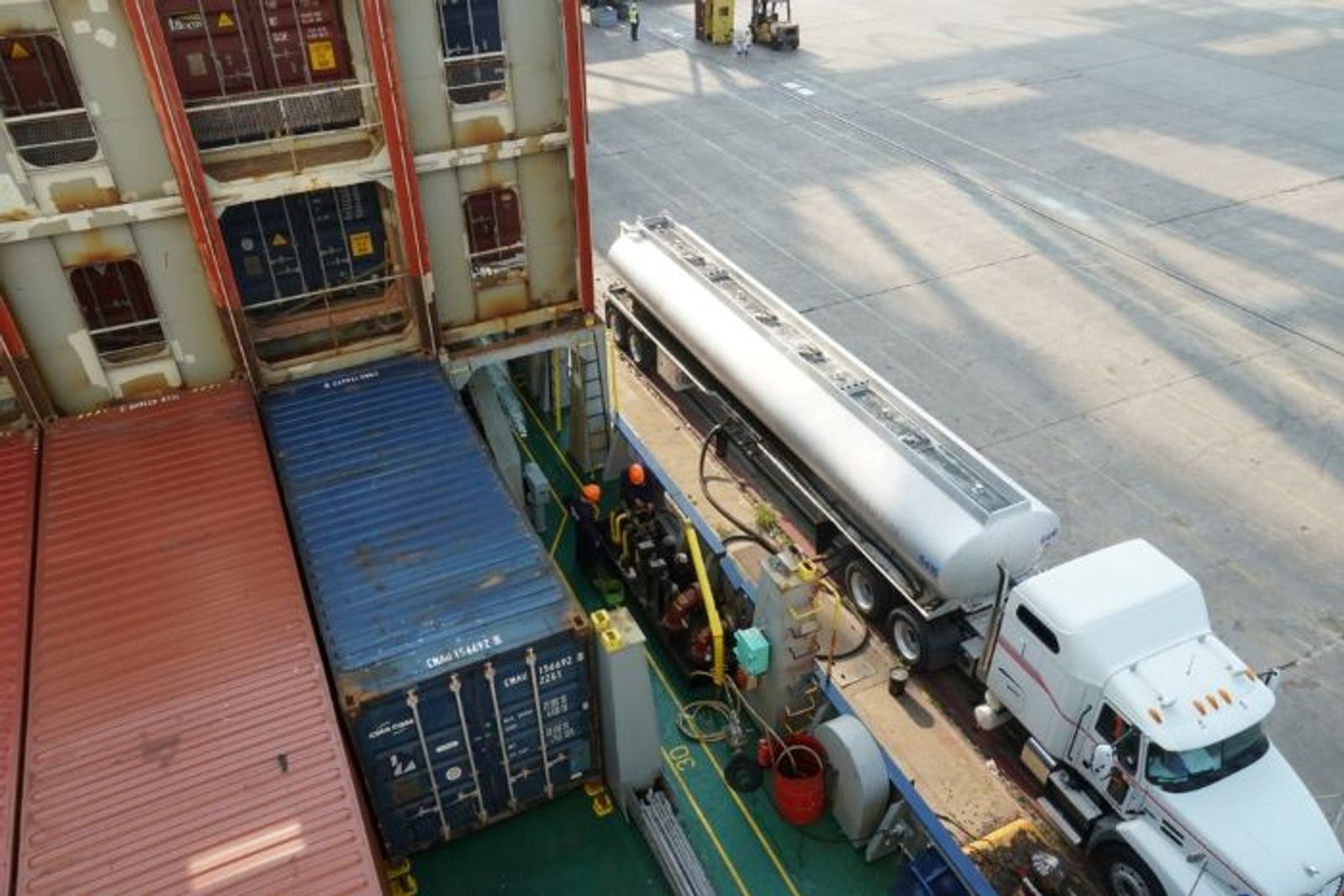 Hormuz closure drives deepening divide in east-west bunker supplies