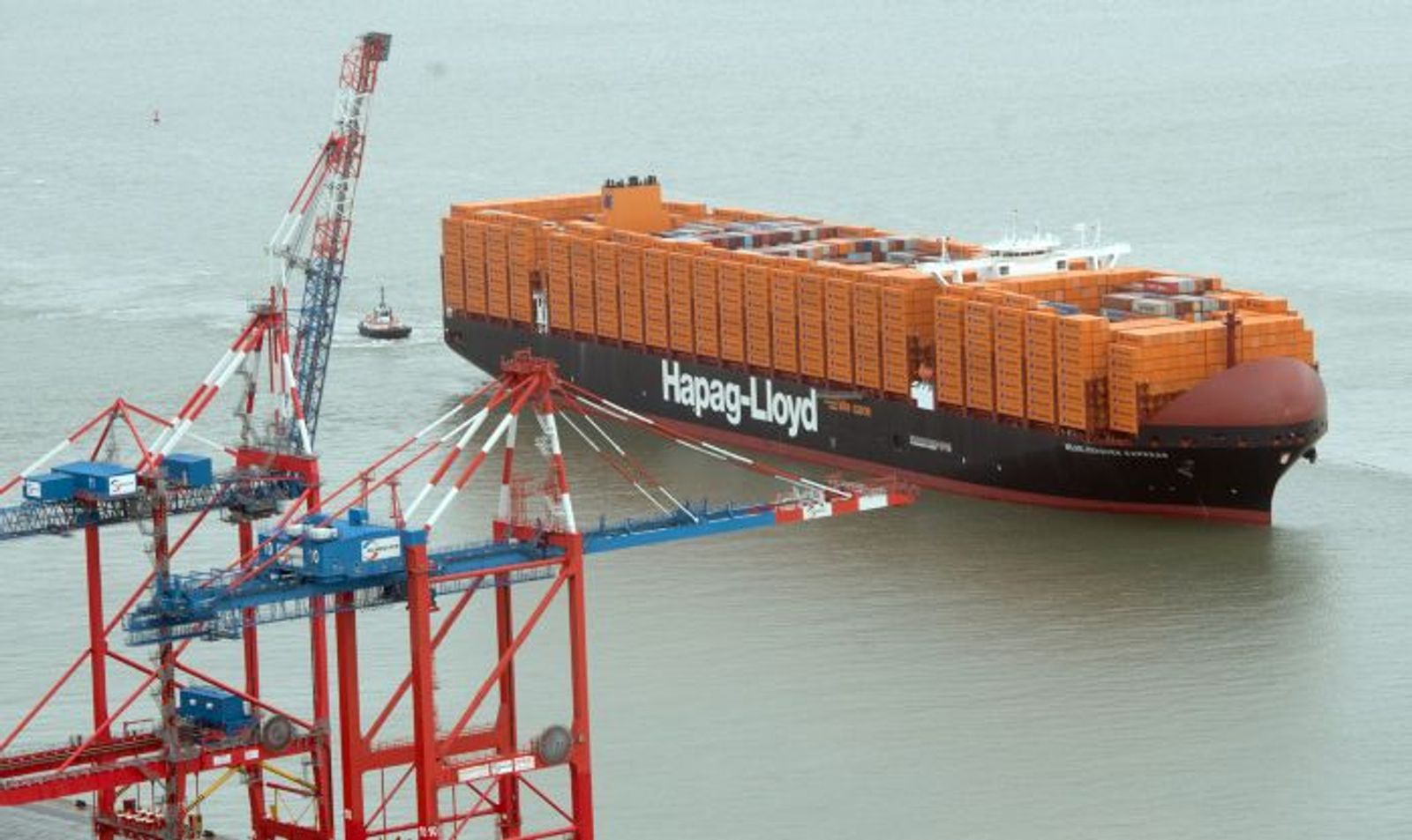Hapag-Lloyd hikes full-year profit guidance on robust demand