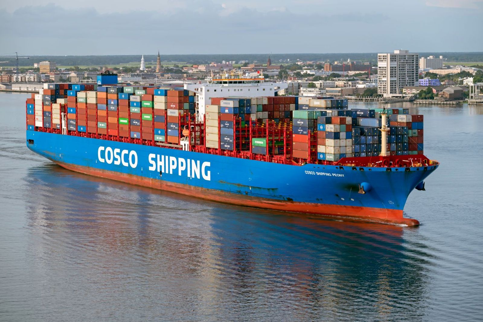 Cosco Shipping unveils nearly $3 billion in orders for 18 newbuilds