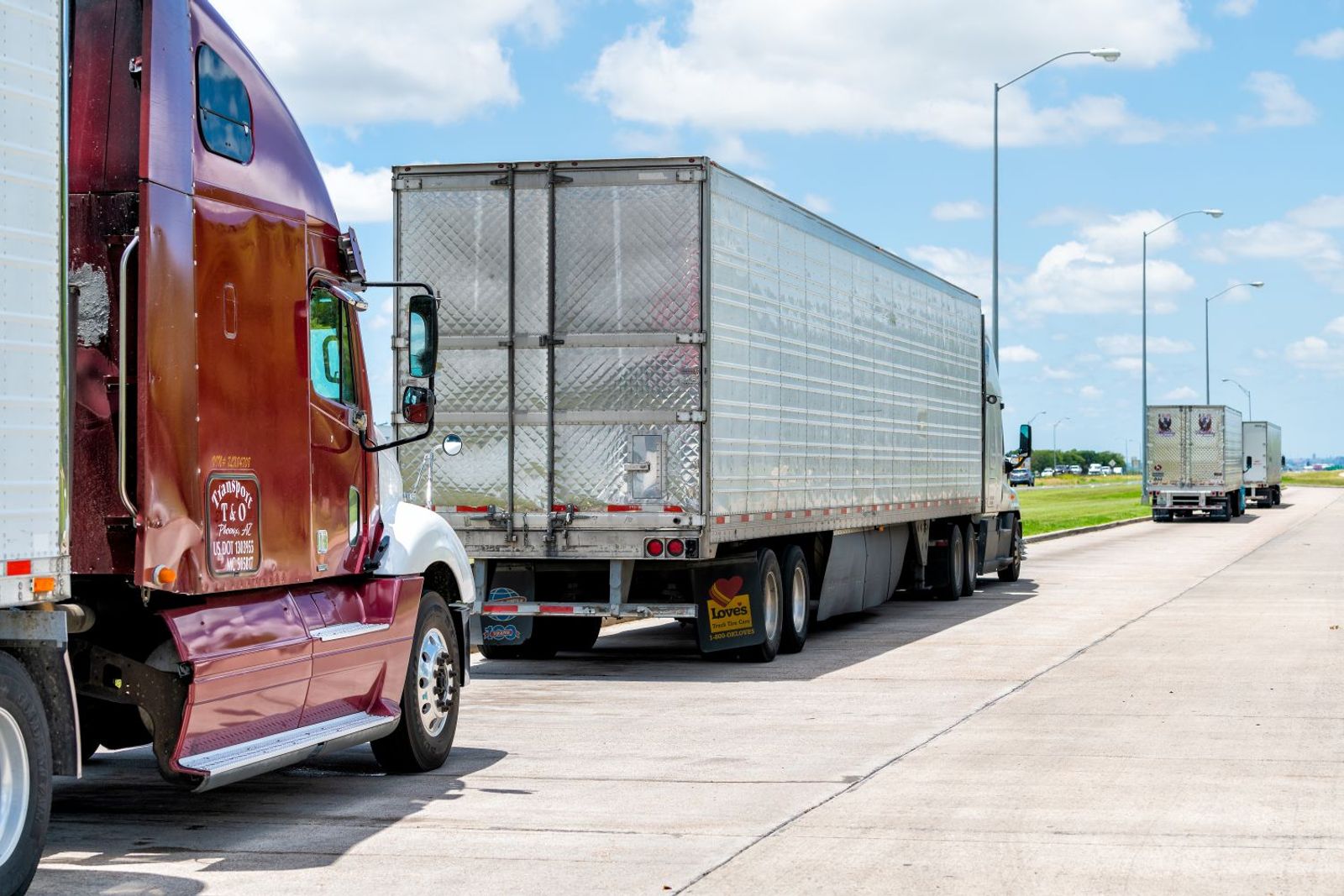 Multiple US agencies strengthen DOT crackdown on illegal trucking