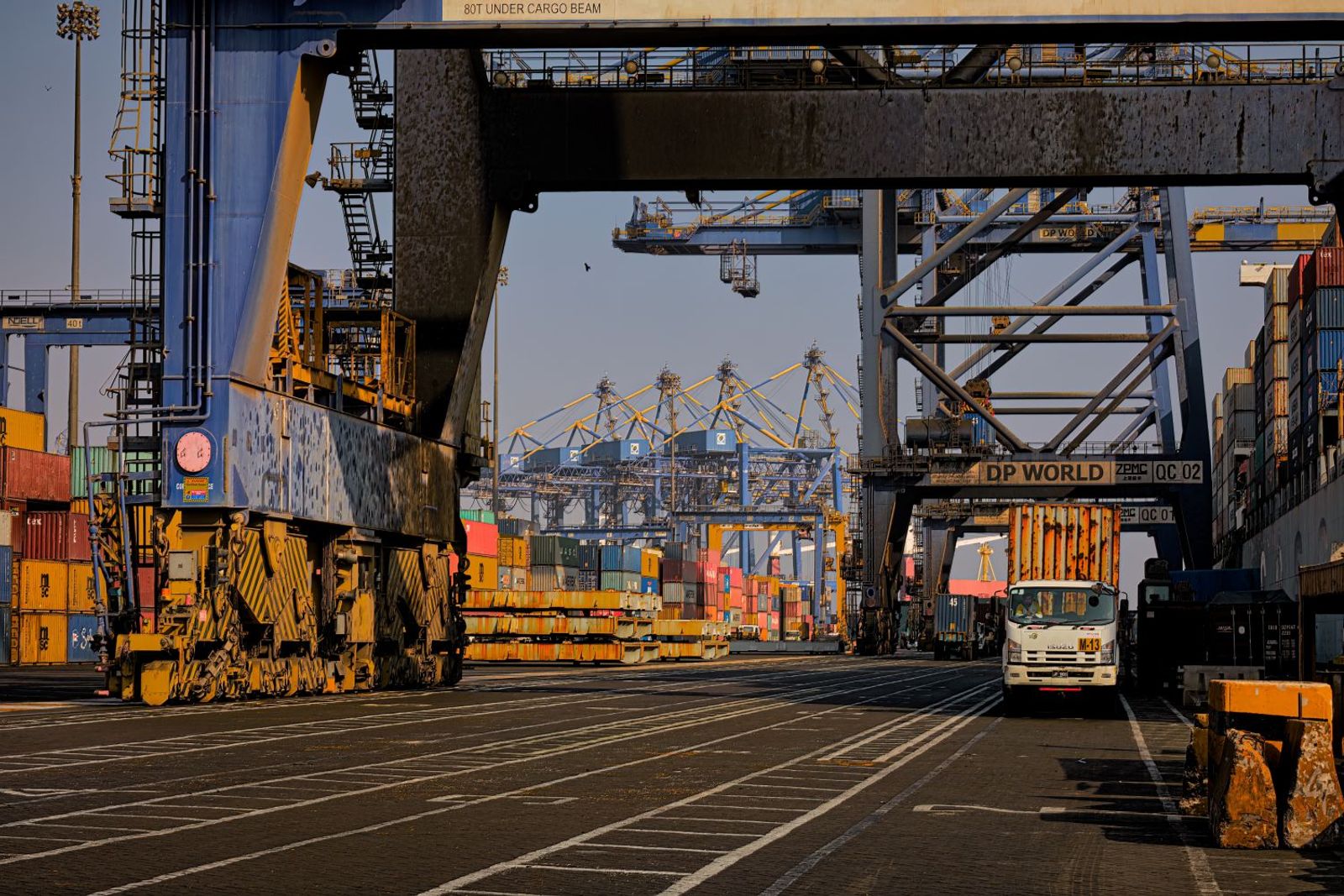Cargo flow in Pakistan, Bangladesh hobbled by deepening energy crisis