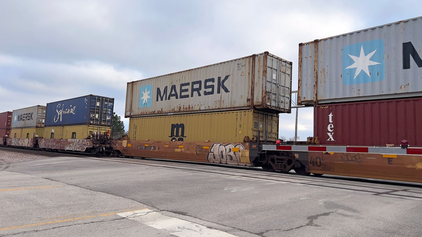 Tesla driving intermodal surge from Southern California to Houston