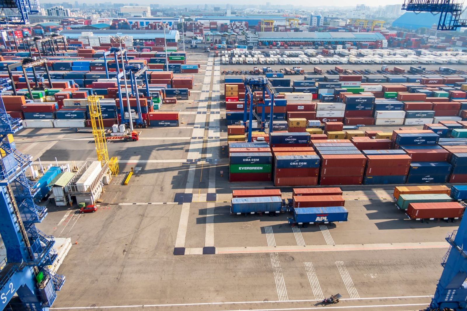 Typhoon Champi closes Taiwan ports, brings fresh disruption to East Asia